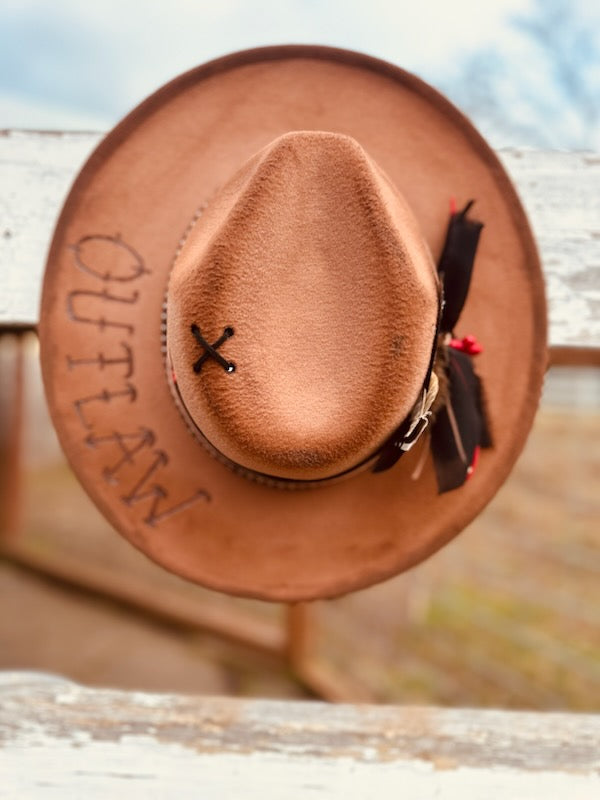 OUTLAW Wide Flat Brim Hat